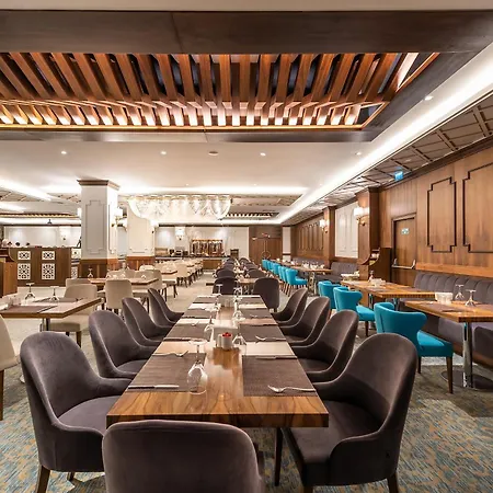 3917 Hotel 4*
