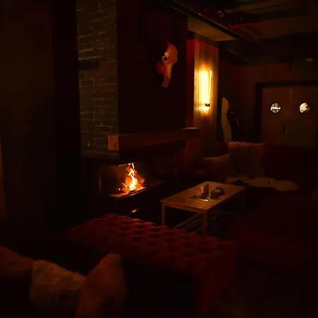 3917 Hotel 4*
