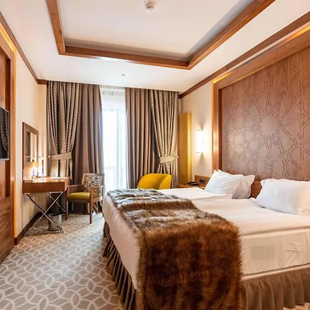 3917 Hotel 4*